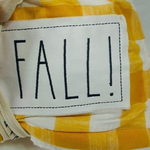 RAE DUNN ‘HELLO FALL’ Sherpa Throw Blanket. - Picture 4 of 8